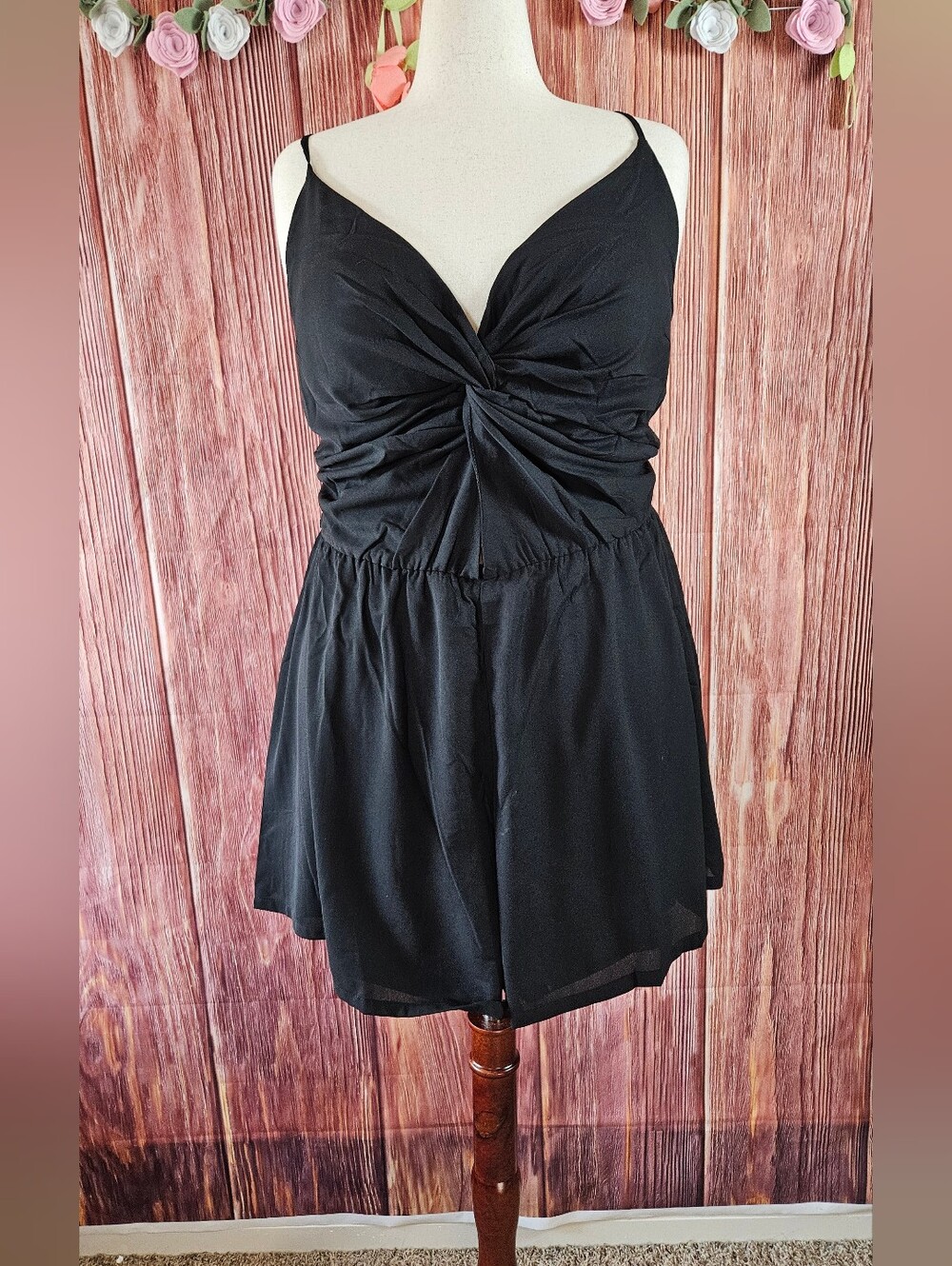 NWT Toxik3 Flowy Georgette Romper Plus Size 2X